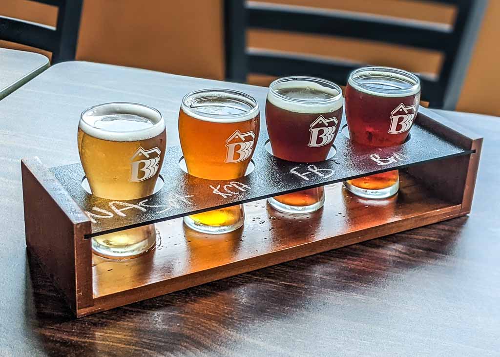 How to Entertain Guests with Beer Flights – KSESTOR